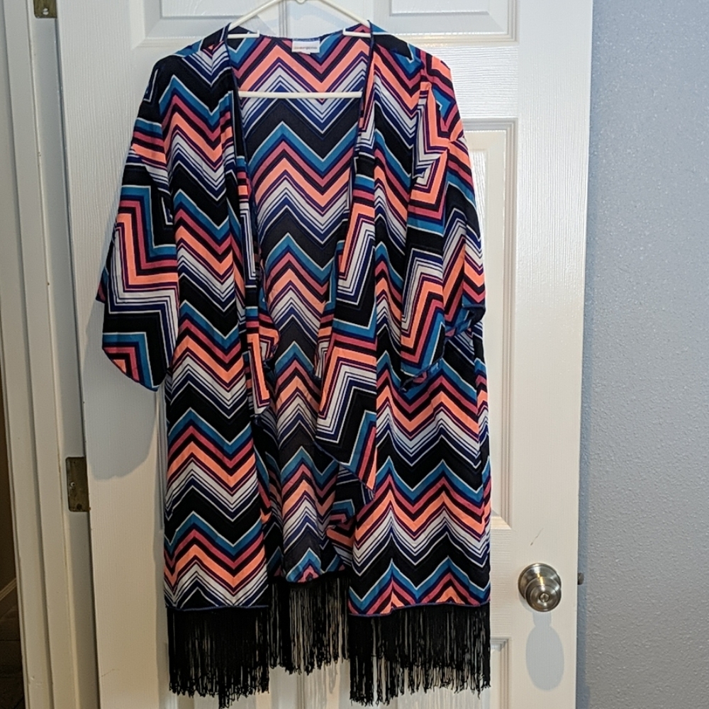 Lularoe Chevron Monroe Large